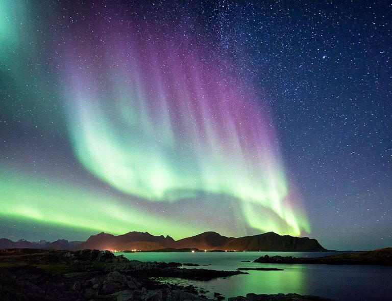 Agencia Espacial Europea halló sorprendente aurora boreal sobre un